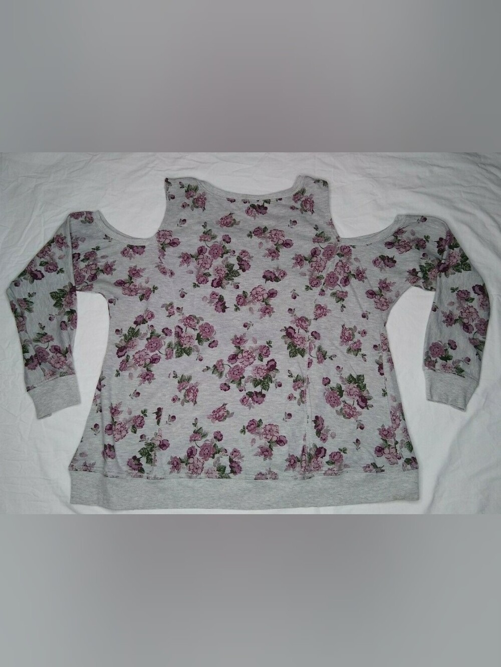 Cold Shoulder Sweatshirt 3X